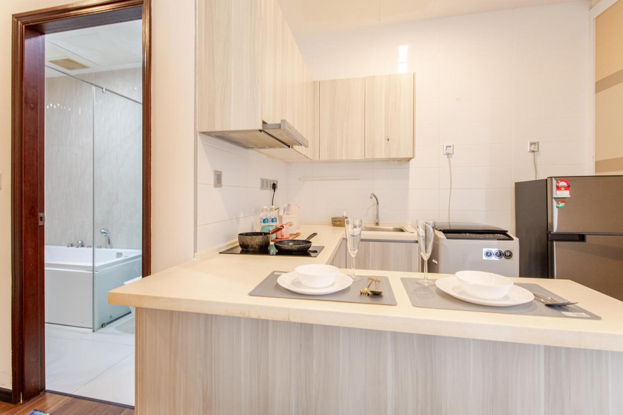 Paragon Suites Studios With Private Jacuzzi Near Ciq Rts 조호르 바루 외부 사진