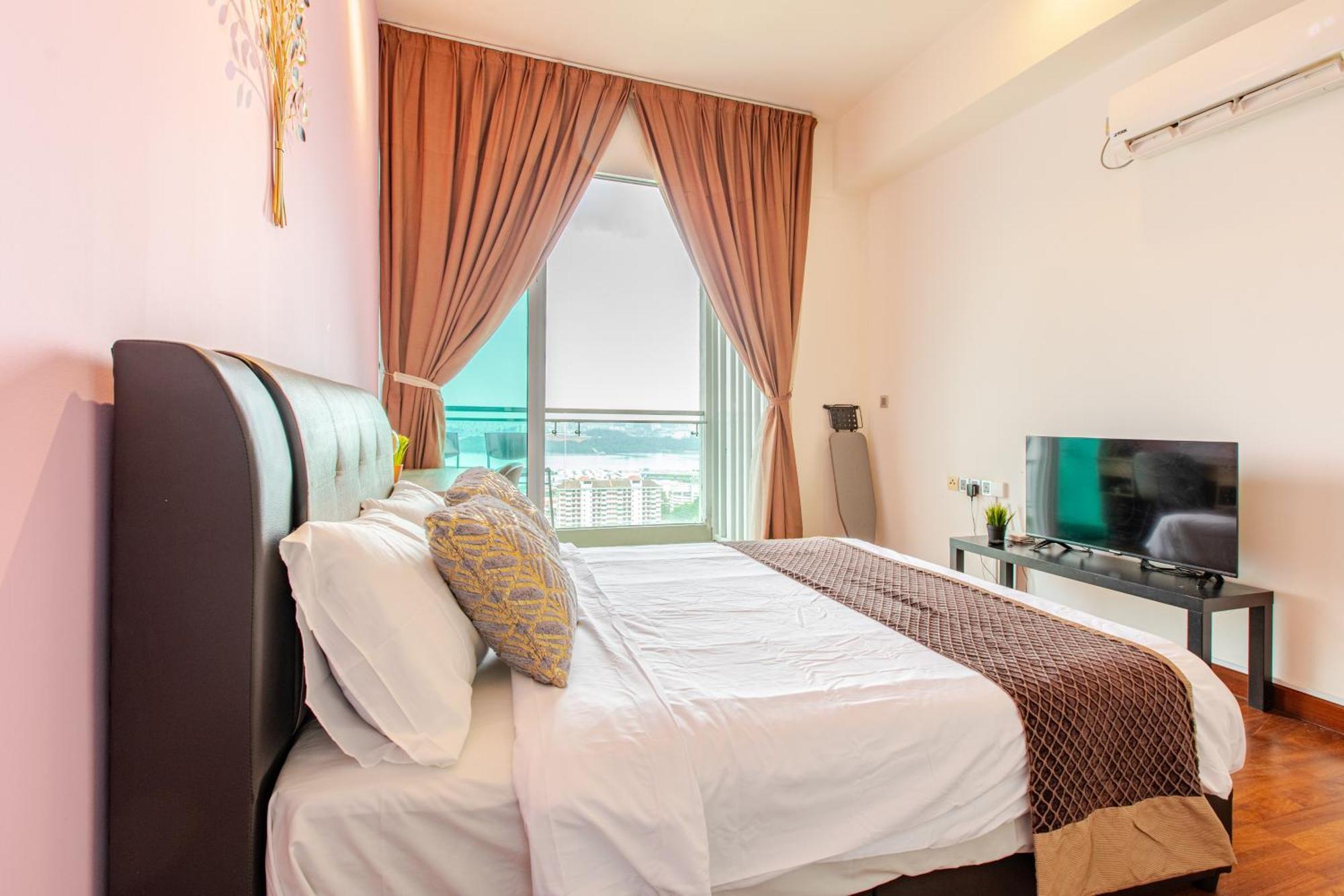 Paragon Suites Studios With Private Jacuzzi Near Ciq Rts 조호르 바루 외부 사진