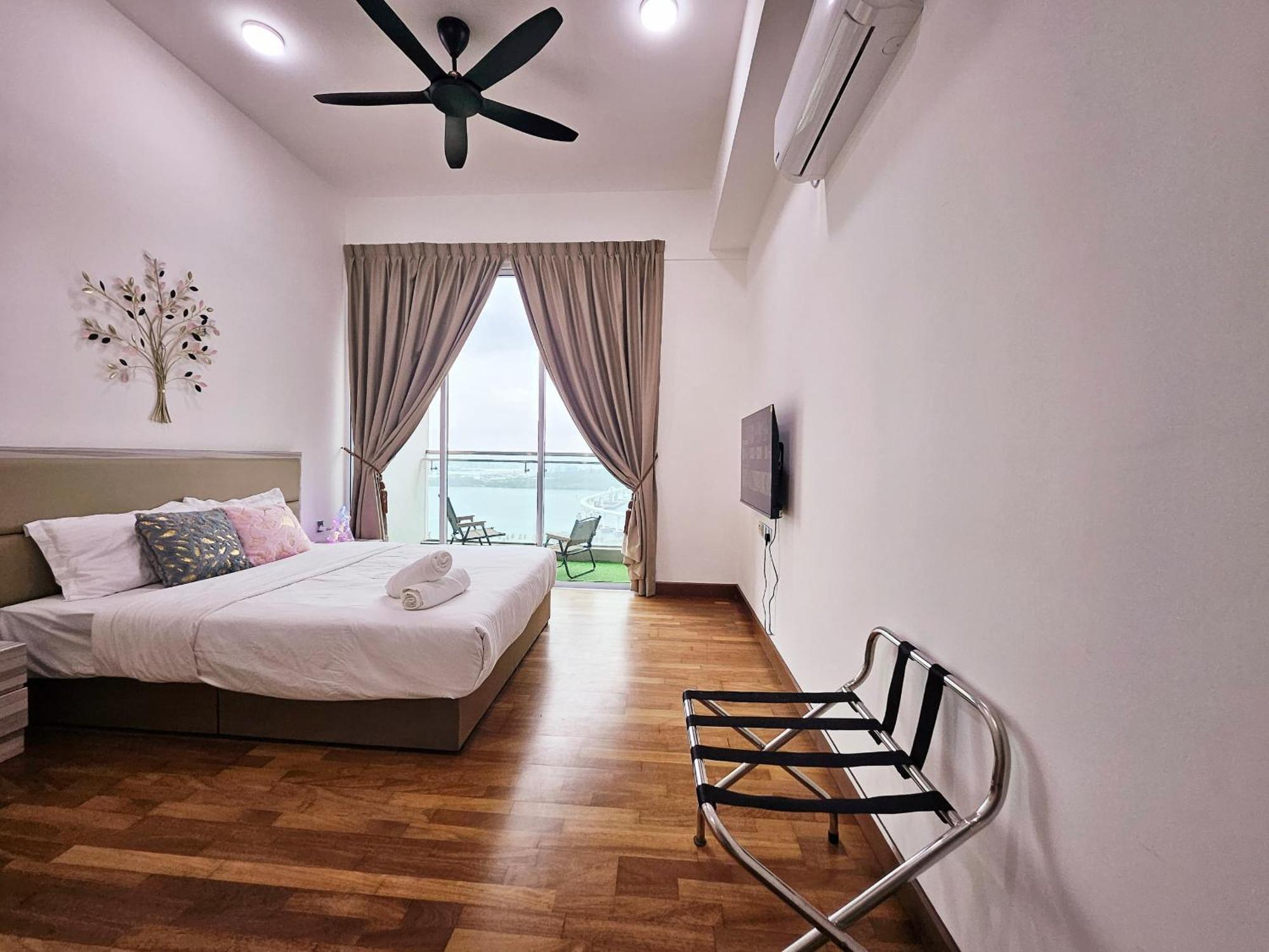 Paragon Suites Studios With Private Jacuzzi Near Ciq Rts 조호르 바루 외부 사진